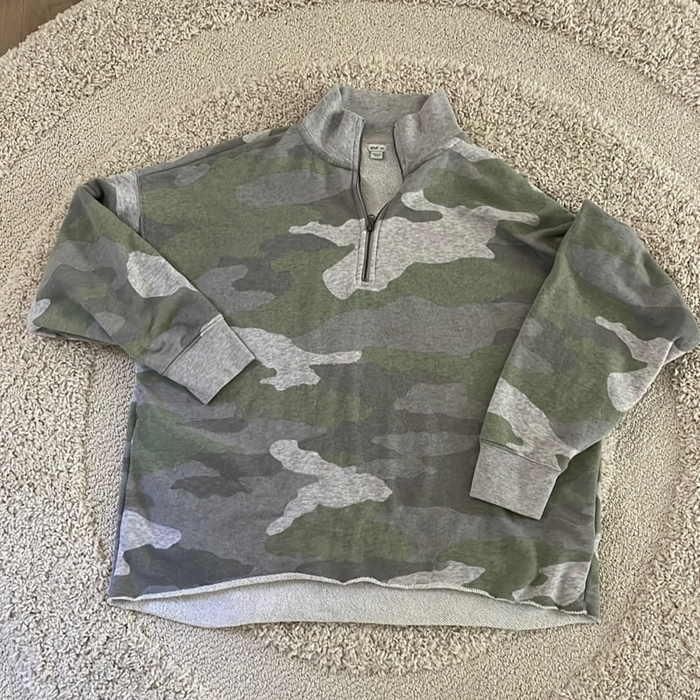 Half zip pullover